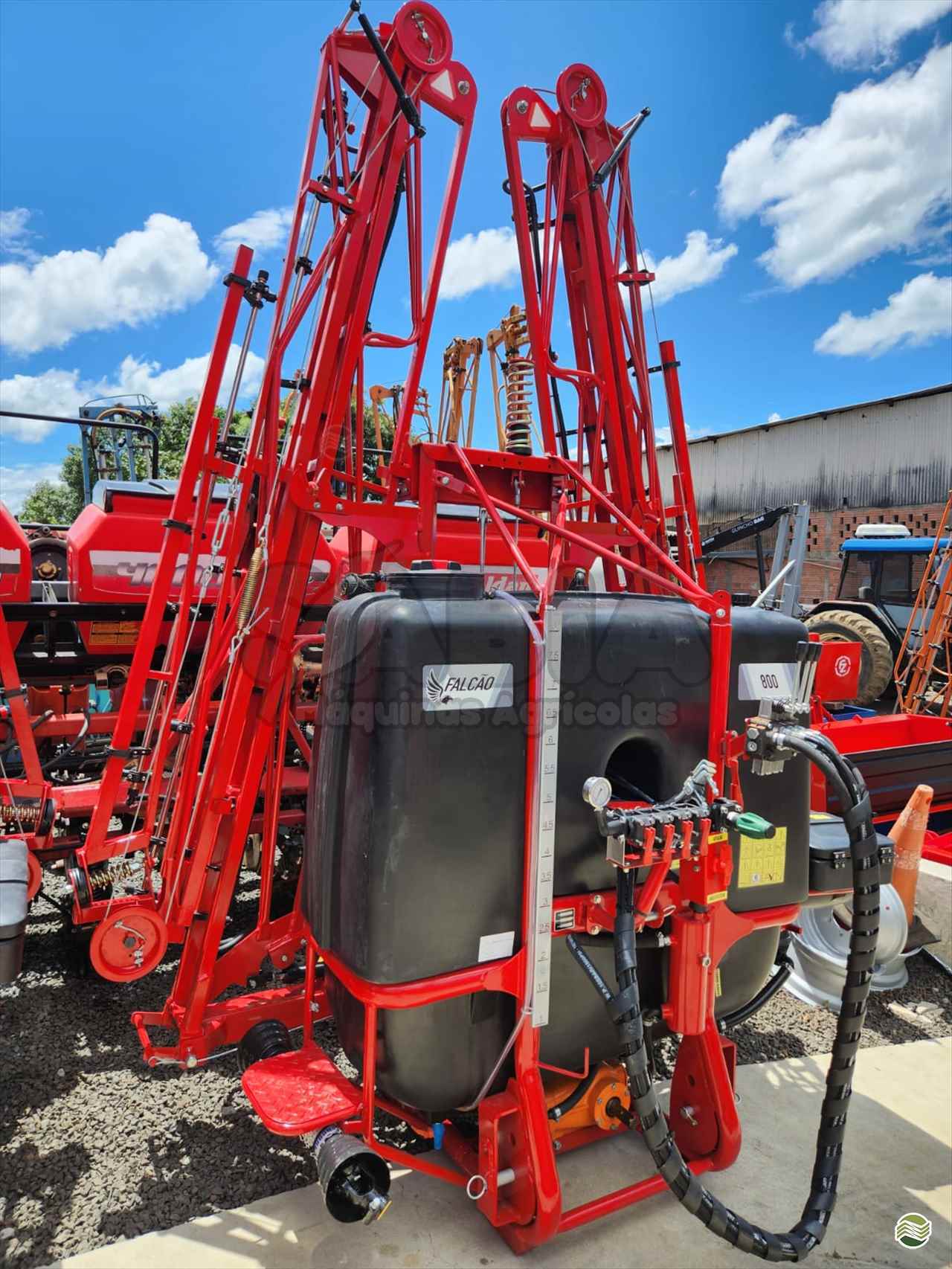 PULVERIZADOR RUBEMAQ RUBEMAQ 800 ACOPLADO Acoplado Hidráulico Sabiá Máquinas Agrícolas IRATI PARANÁ PR